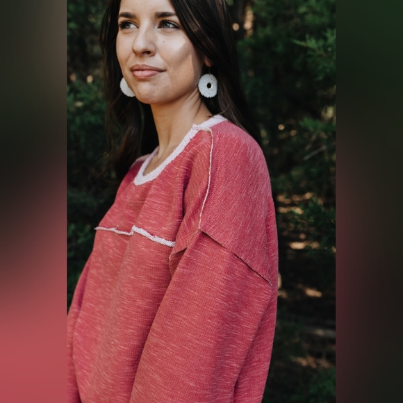 Releasing Top - Picture 3 of 7